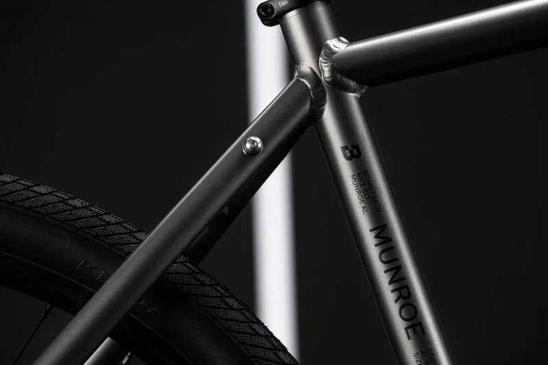 Urban bike Bombtrack Munroe AL