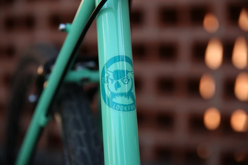 Fairdale Lookfar 8-speed urban bike