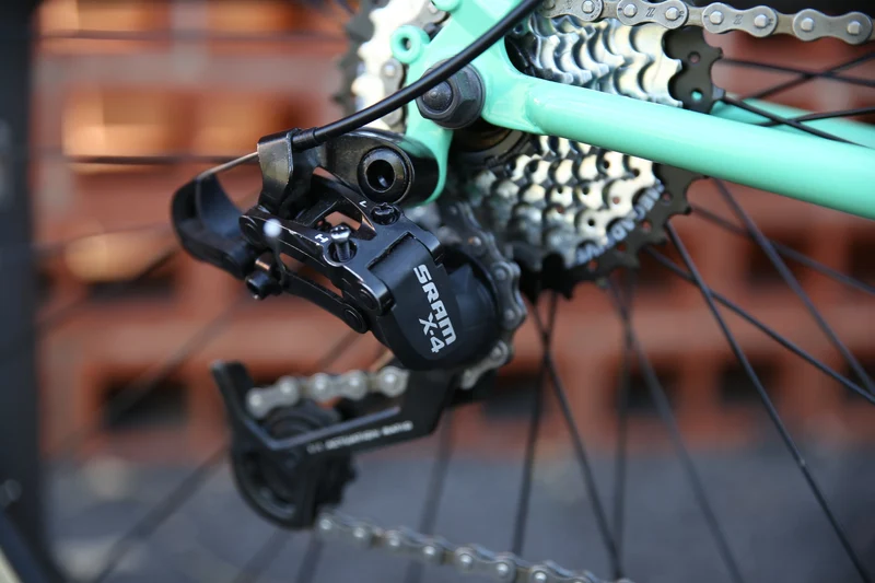 Fairdale Lookfar 8-speed urban bike