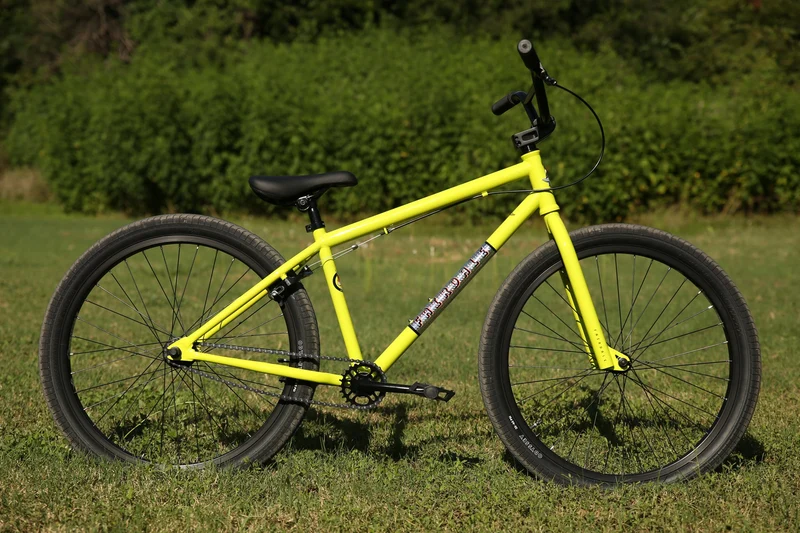 Children's bike 7 to 12 years old Fairdale Macaroni 24