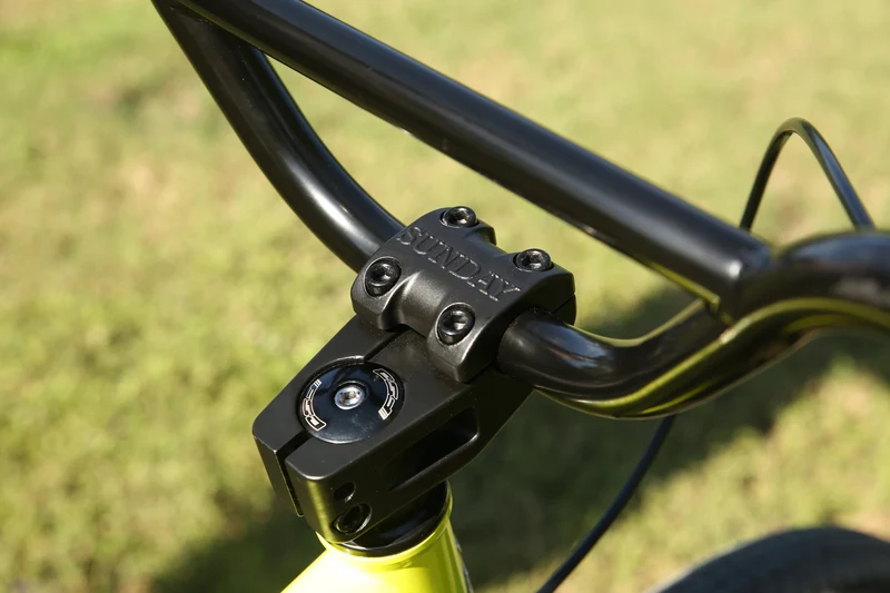Children's bike 7 to 12 years old Fairdale Macaroni 24