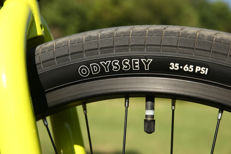 Children's bike 7 to 12 years old Fairdale Macaroni 24