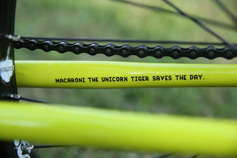 Children's bike 7 to 12 years old Fairdale Macaroni 24