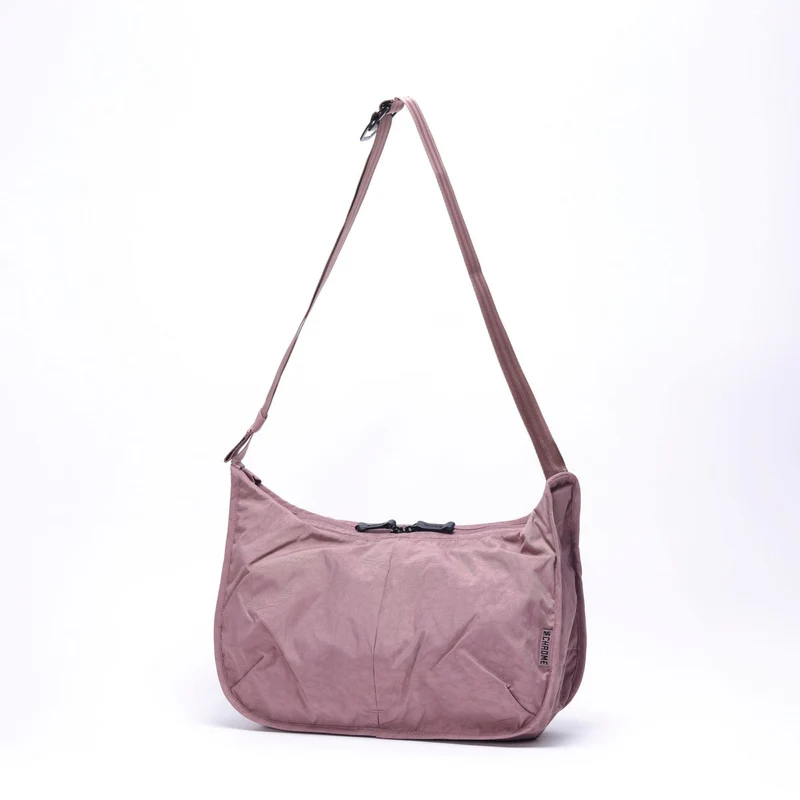 Chrome Yoyogi 14L Messenger shoulder bag