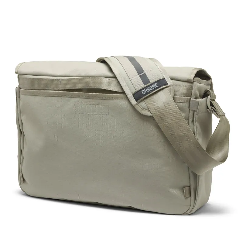 Chrome Midtown 20L Messenger shoulder bag