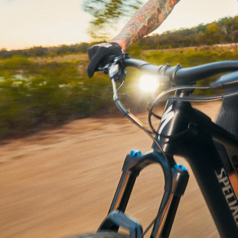 Knog Blinder E electric bike front light