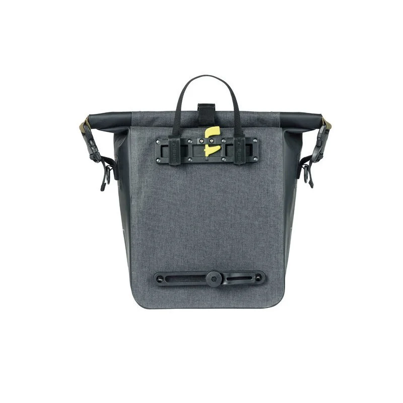 Basil Navigator Storm rear bike bag