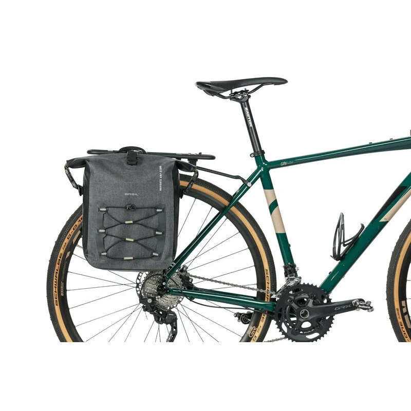 Basil Navigator Storm rear bike bag