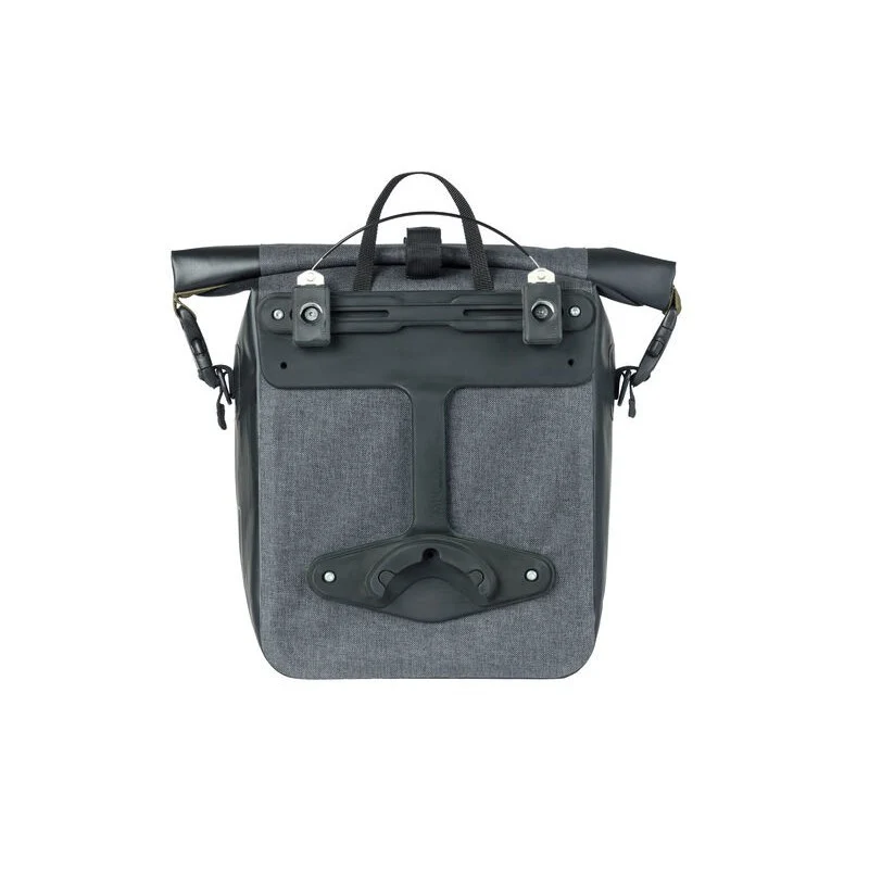 Basil Navigator Storm rear bike bag