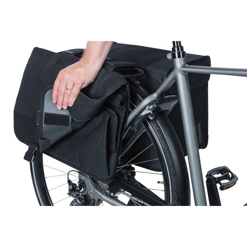 Basil Kavan Eco Classic double bike bag