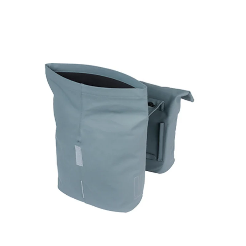 Basil City double bike bag 28-32L