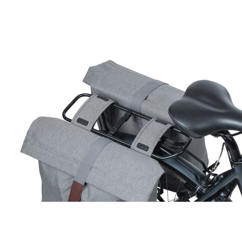 Basil City double bike bag 28-32L