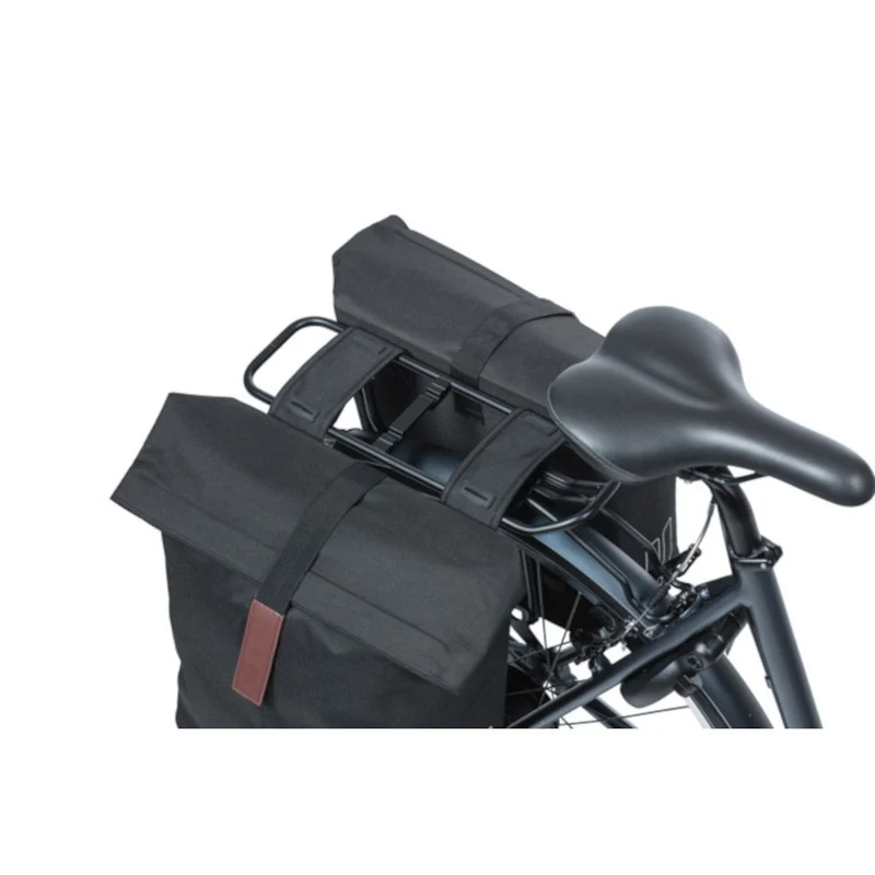 Basil City double bike bag 28-32L