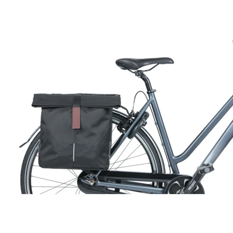 Basil City double bike bag 28-32L