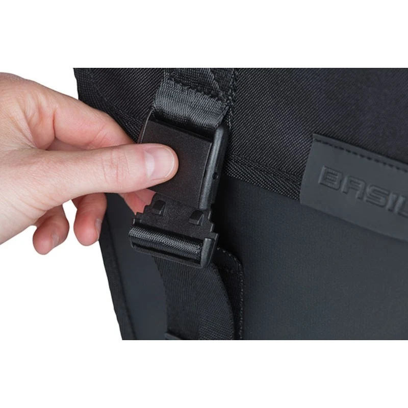 Basil Tour 14L bicycle bag