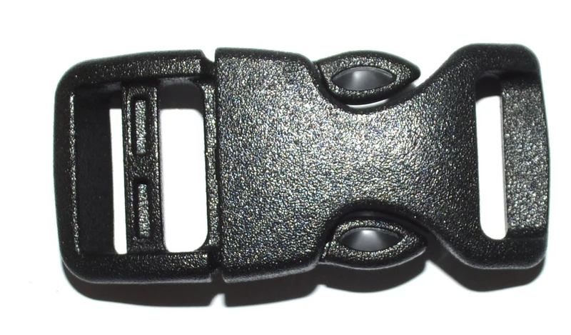 Closing buckle for PNA helmet