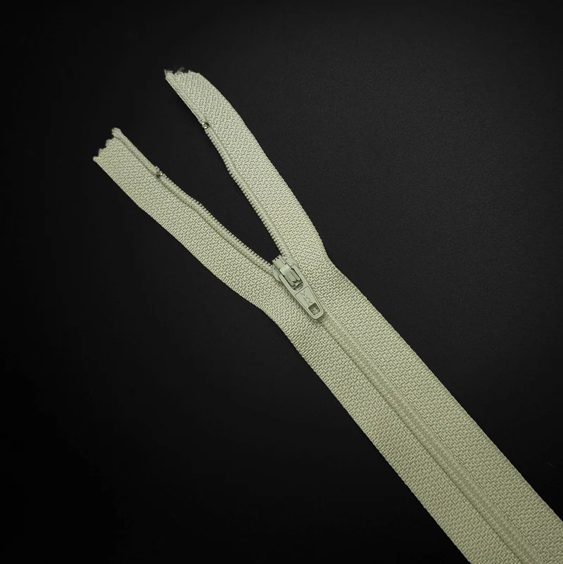 YKK | Fermeture éclair À Bout Fermé | Spirale | Vert | #2 | 6 3/4'' - 17 cm | SS274 - SS294
