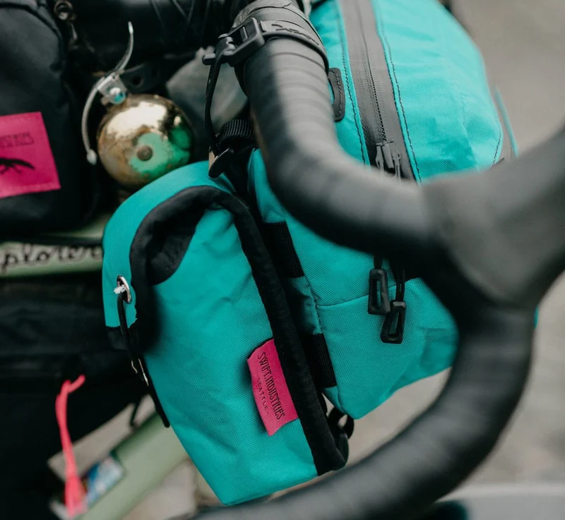 Swift Industries Kestrel handlebar bag