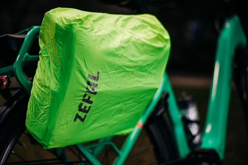 Zefal Urban Messenger rear bag