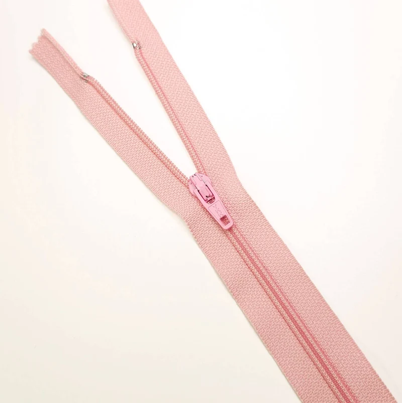 YKK | Fermeture éclair à bout fermé | Spirale | #2 | 6 3/4'' - 17 cm | SS236 - SS247