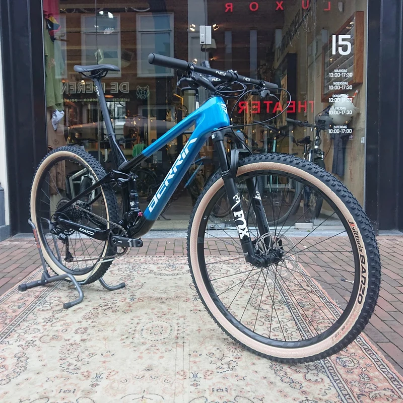 Mountain bike Berria Mako Sports