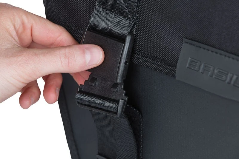 Basil Tour double bike bag