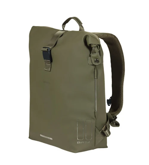 Basil SoHo 17L LED bicycle bag / backpack