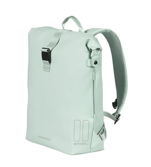 Basil SoHo 17L LED bicycle bag / backpack