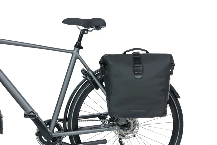 Basil SoHo LED double bike bag 41L