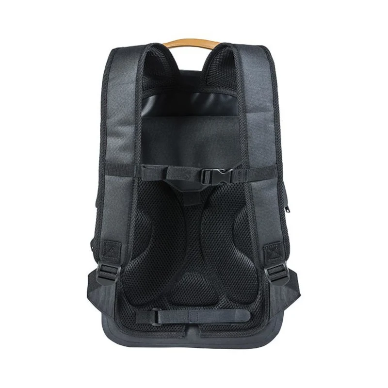 Basil Urban Dry 18L bicycle bag / backpack