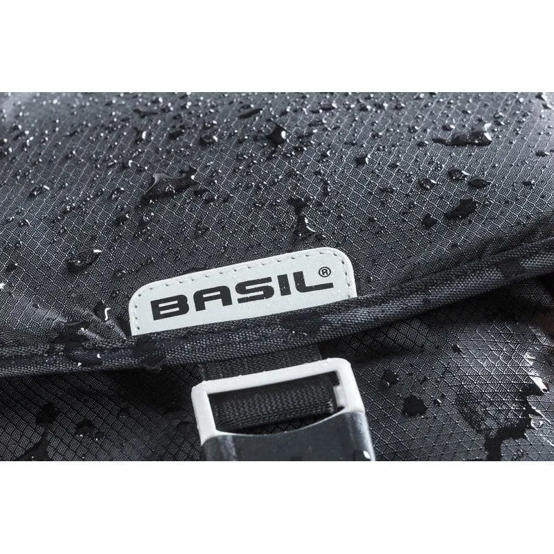 Basil Miles 17L bicycle bag / backpack
