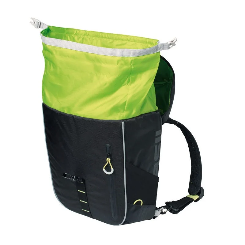 Basil Miles 17L bicycle bag / backpack