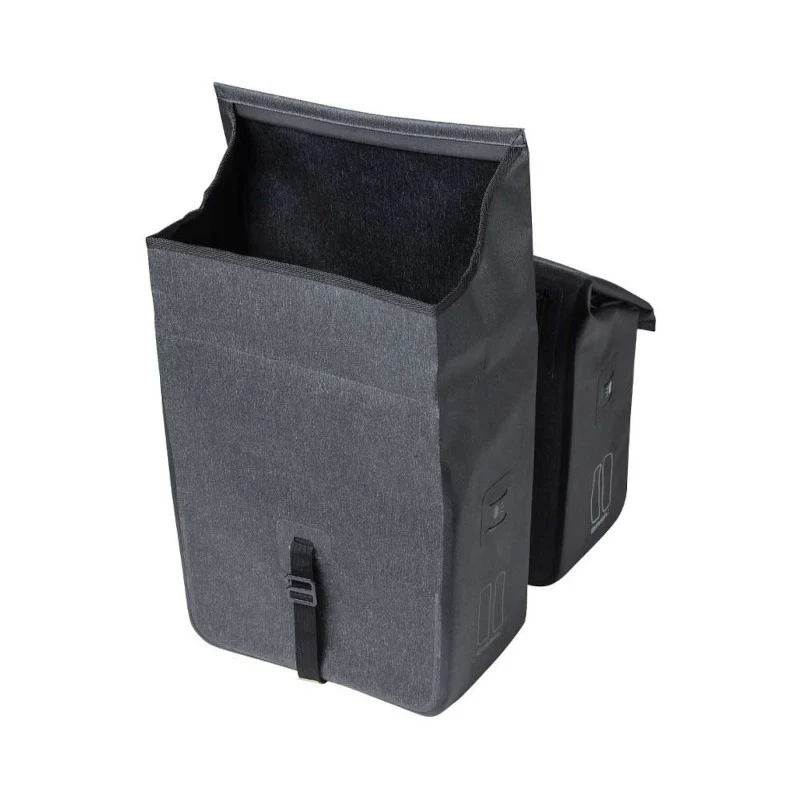 Basil Urban Dry 50L double bike bag