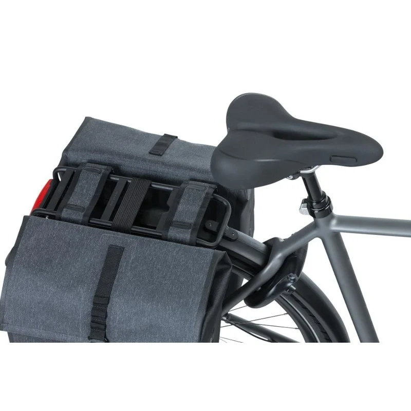 Basil Urban Dry 50L double bike bag