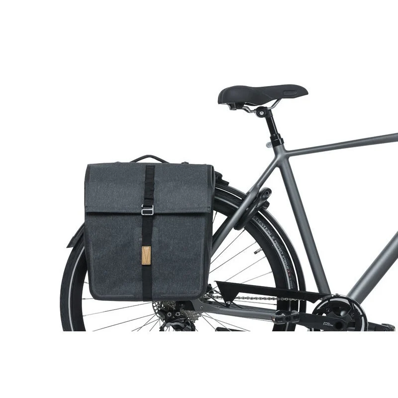 Basil Urban Dry 50L double bike bag