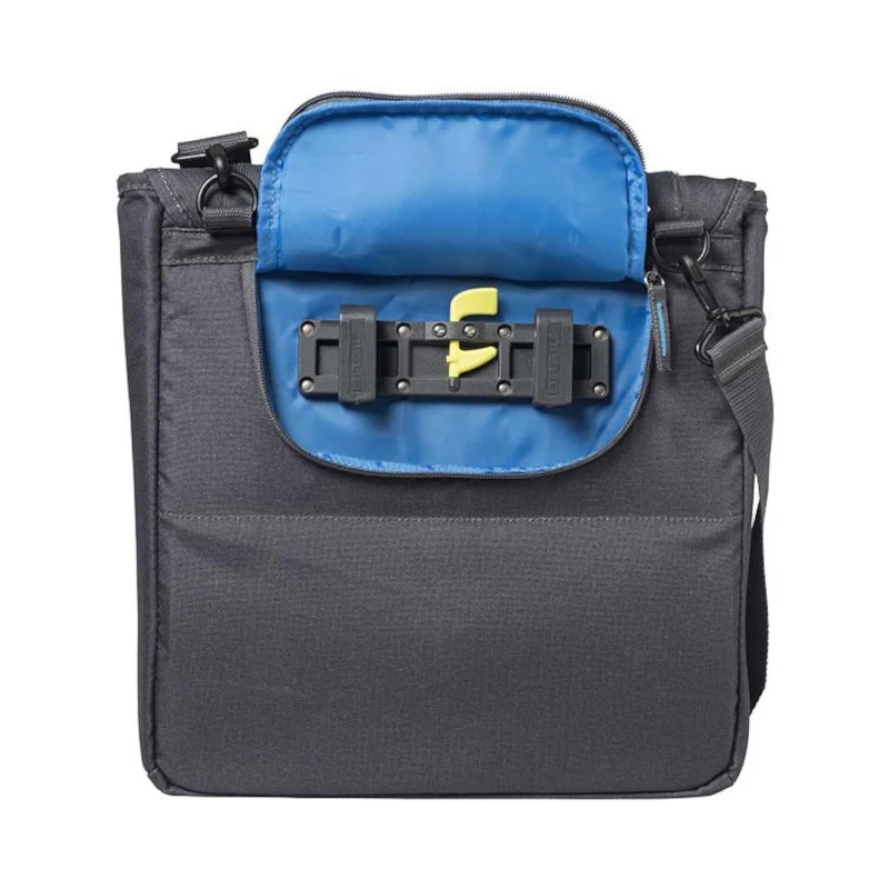 Basil Sport Design 18L bike bag + waterproof cover