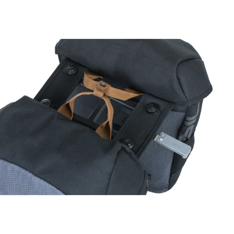 Basil Miles double bike bag 34L
