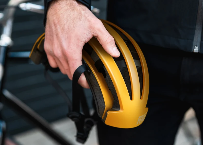 FEND folding bicycle helmet