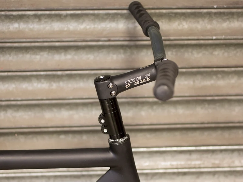 Via bicycle stem riser