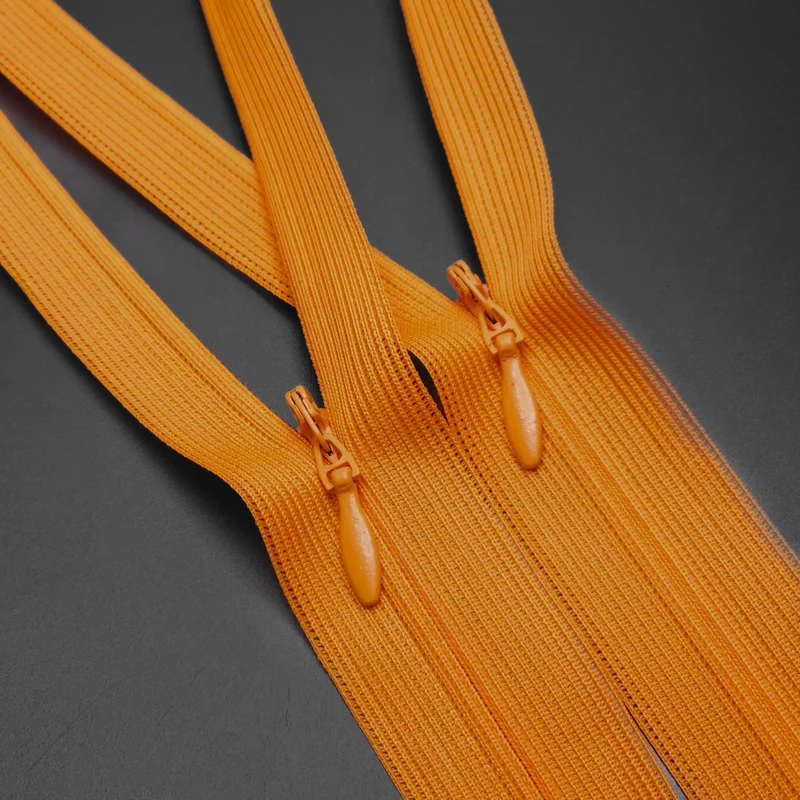 Fermeture éclair invisible à bout fermé | #2 | 17 3/4'' - 45 cm