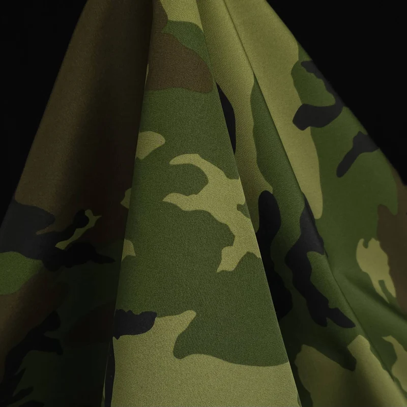 Tissu d’extérieur déperlant | Camo vert | Deadstock Canada Goose