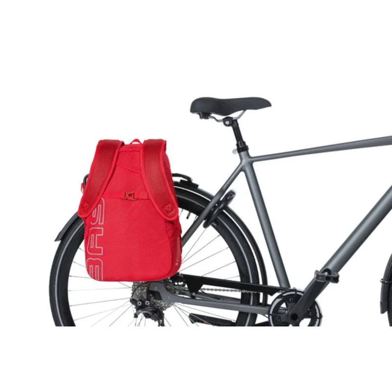Basil Flex 17L bicycle bag / backpack