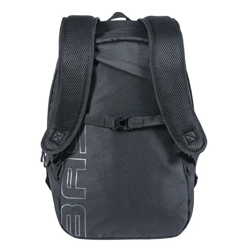 Basil Flex 17L bicycle bag / backpack