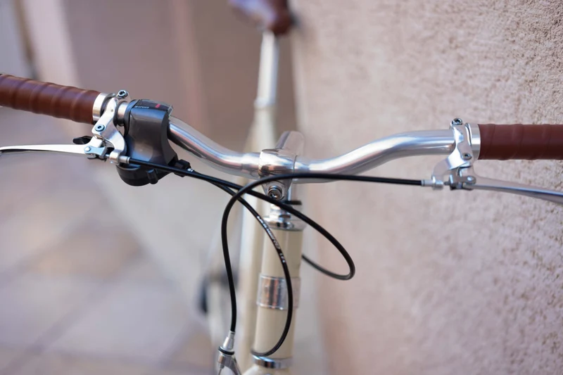 InFiné Cycles Asphalt Urban Bike - Cream