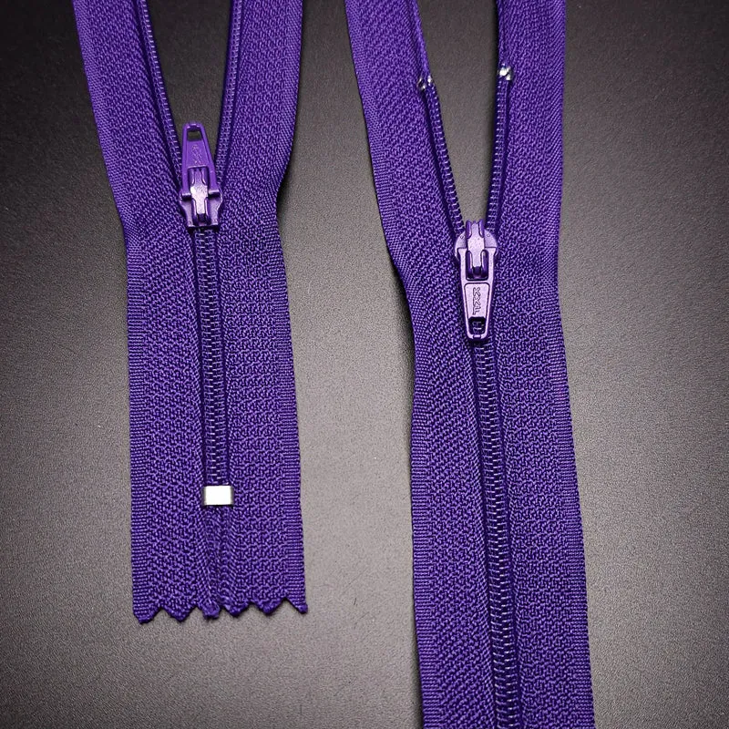 Fermeture Éclair Spirale à Bout Fermé #3 | 13.5" / 34 cm