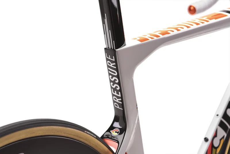 Cinelli Pressure road bike - 2021