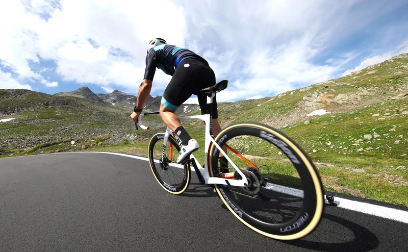 Cinelli Pressure road bike - 2021