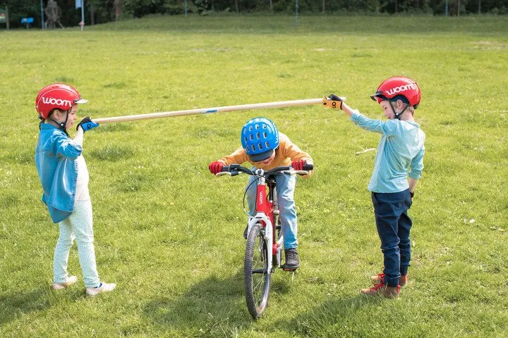 Woom Tens children's cycling gloves