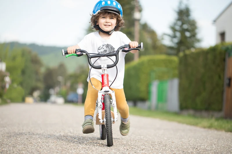 Woom Surfboard children's bike footrest