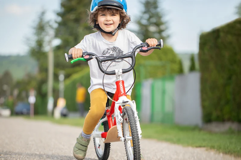 Woom Surfboard children's bike footrest
